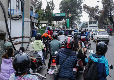 पेट्रोलियम पदार्थको मूल्यवृद्धिले राजस्व बढ्यो
